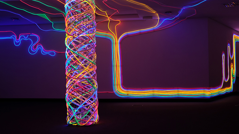 Florian Mehnert, social distance stacks